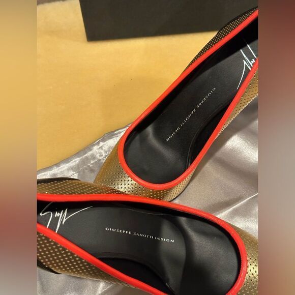 Giuseppe Zanotti scarppa leather pumps size EU 36( US6) and EU 36,5( US 6,5) new - Picture 9 of 14
